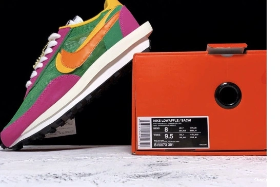 Green  LD Sacai BV0073-301 Waffle Nike Pine 1104